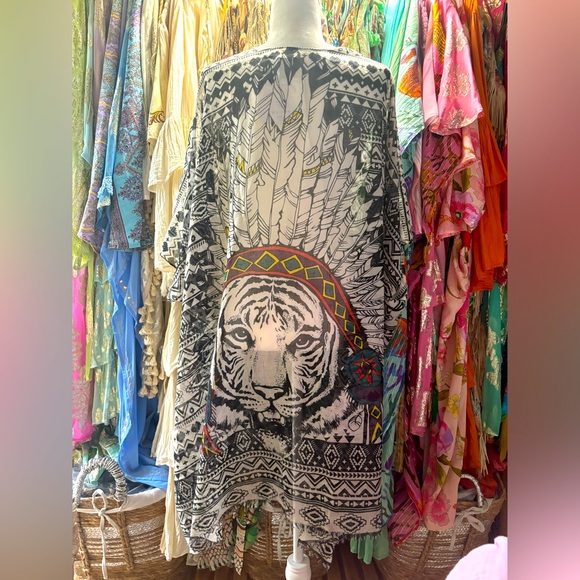 Aztec Tiger Robe - Picture 3 of 14